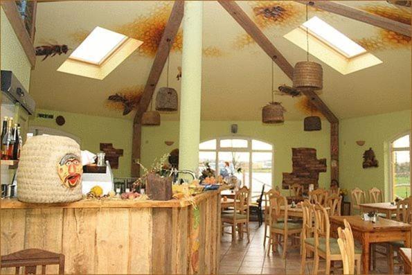Landhotel zum Honigdieb Ribnitz-Damgarten Buitenkant foto